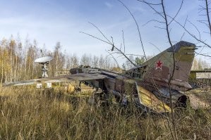 Было бы желание - найти место для хранения МОЖНО
Пустыни Калмыкии подойдут ?
"Буруны" которые ?
Осадков очень немного, места - дохерища.
"Резали" у нас гражданскую авиацию успешно 20 лет подряд
Взамен покупали Боига и Аэрбасы
Аэрофлот хвастался САМЫМ НОВЫМ флотом в мире - сплошное новье. Все импортное
Теперь не знаем на чем летать
Привет Аэрофлоту, есичо
.
Решил доипаться до фотки с хохлостана ?