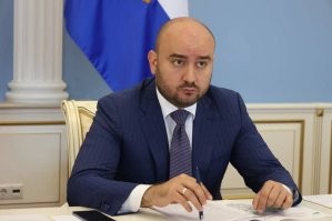 Как волосы меняют человека!))