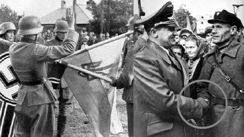 Полностью согласна с Вашим мнением, Михан!!! Россия, вперёд, к Победе!!! 
++++++++++++++++++++++++++++

А куда мы денемся Надежда наша умница  !!!!  Такова историческая миссия России ,ломать хребты "исключительным" и спасать народы мира от уничтожения и разграбления .. Душа Русская ,это загадка и страх для мировой нечисти ! Россия возрождается из пепла и наносит удар мировго уровня ..Да несем потери и прочее,но Бог на нашей стороне явно И свою миссию мы выполним ! :hi: