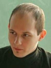 Так до пластики он выглядел как пэтэушник из Чертаново