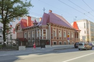 Питер, больше 200 лет.