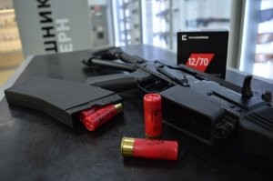 У нас на протяжении многих лет вот так проблему решали. Причём централизованно конечно. Сейчас чрезвычайно редко можно беспризорную собаку встретить. Хотя 80% жил фонда, это частный сектор.