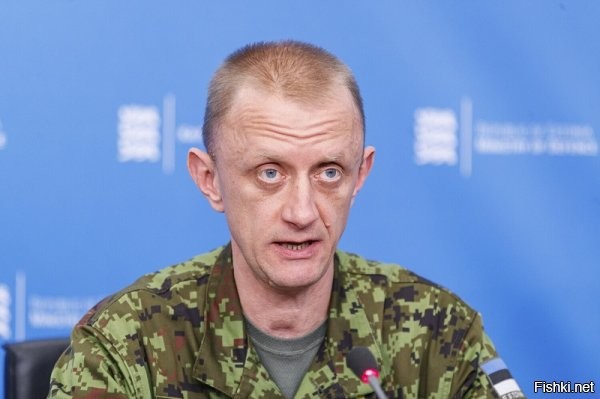 Это эстонский разведчик! Я его узнал!