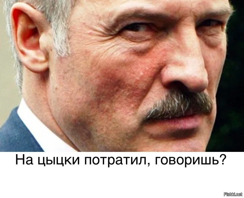 Глава ТСЖ в Беларуси потратил деньги жильцов на новую грудь для любовницы и жены