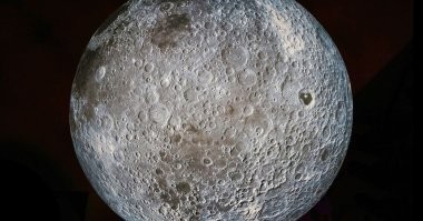 6: 
Нам, кажется, что-то недоговаривают...