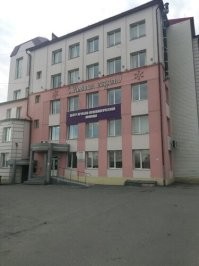 В Томской психушке Новый год круглогодичен. Всегда забавно мимо неё проходить.