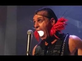 Не ищите здесь смысл. Здесь в основном маразм