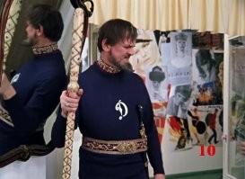 Фанаты «Спартака» отобрали у школьника вещи с символикой клуба «Динамо» и заработали уголовное дело