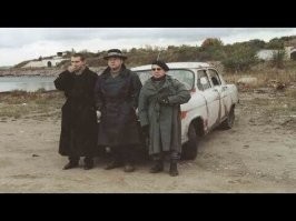 Это наша корова,
И мы её доим.