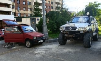 Никак. Поэтому купил себе Оку на повседнев.  
А то гаишники замумукали в последнее время. 

Увы, тюниг у нас практически под запретом.