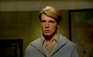 В Сочи неадекватный клиент облил бариста маслом  