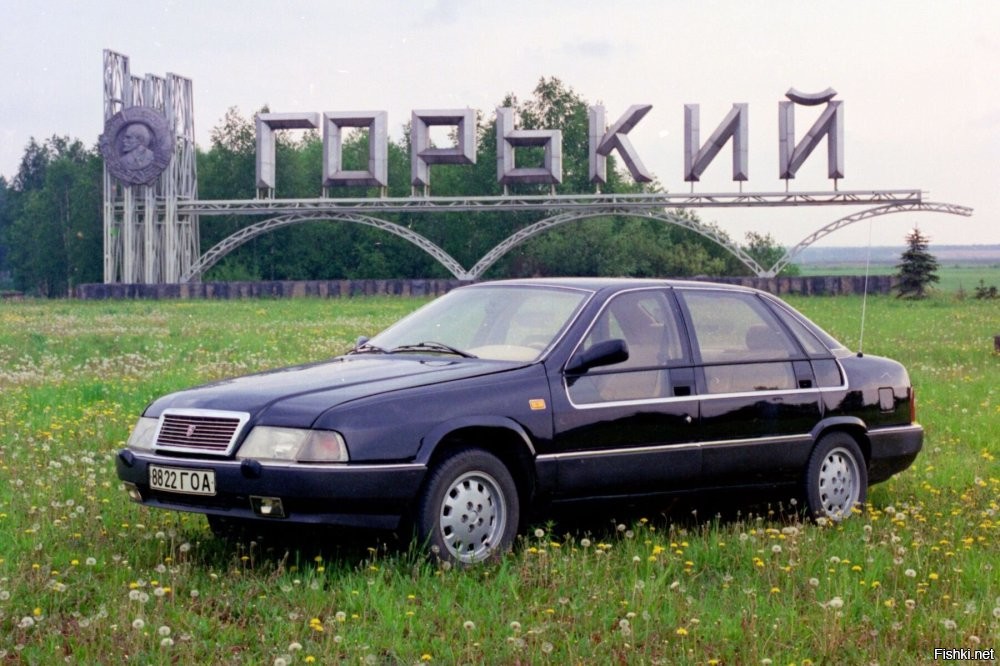 Сначала также подумал, но вот что удалось найти в нете, на фото  ГАЗ-3104, облегченный вариант  ГАЗ-3105, интересная машинка)). Скидываю фото и источник