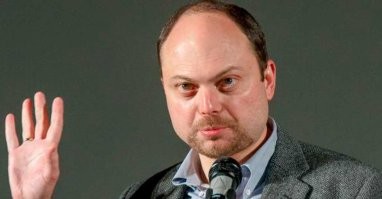 Я гляжу Урсула шибко пострадало от осуждения своих.  "А у нас народ пачками сажают, которые пытаются чинуш вывести на чистую воду." Это ты про этих правдорубов?