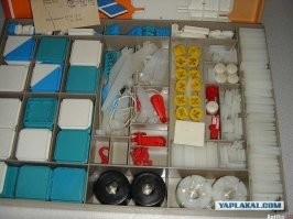 Аналогов нет... Тьфу! Вот что такое конструктор, а не этот ваш лего. Ещё в металле подобные наборы есть.