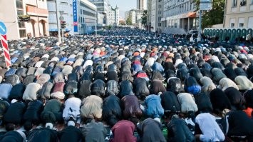 Вы думаете от этого так просто избавится?Раньше надо было думать.Сначала пёрнут,потом оглядываются.