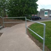 У нас бы уже появилась народная тропа.