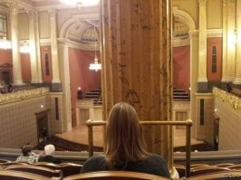 Театр сатиры в Москве. Бывают места удачнее.