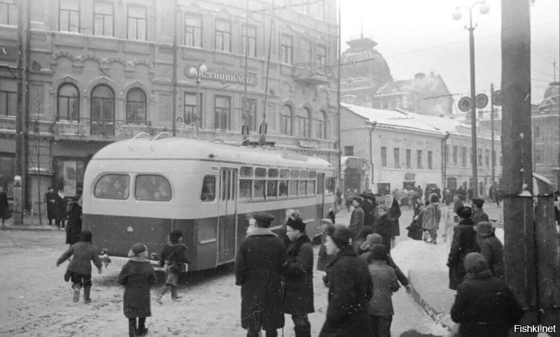 12ая. Казань. Улица Баумана от площади Куйбышева.