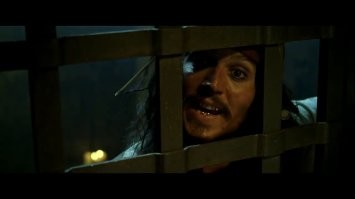 Для особо неспокойных на судне есть специальное место для ... отдыха под присмотром.