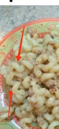 Возможно работа на макаронных производствах как-то негативно сказывается на зрении, или просто его замыливает, но как муж повара-технолога 6-го разряда, и зять техника-технолога пищевого производства с сорокалетним стажем, и ещё большим опытом проживания в союзе, ответственно заявляю: рожков на фото нет, есть только поломанные, из-за низкого качества, спирали (завитушки из прямых макарон). Их советская промышленность начала выпускать гораздо раньше чем с вашего фото, потому и названия так сложились.
P.S. да, чего-то сегодня с юмором у меня не очень.