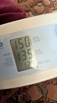Был с похмелья. Померил давление - высоковато.
После 100гр спустя 15 минут 120/80
