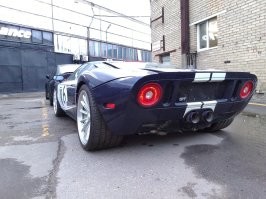 Первую дорожную версию спорткара Ford GT40 выставят на аукцион