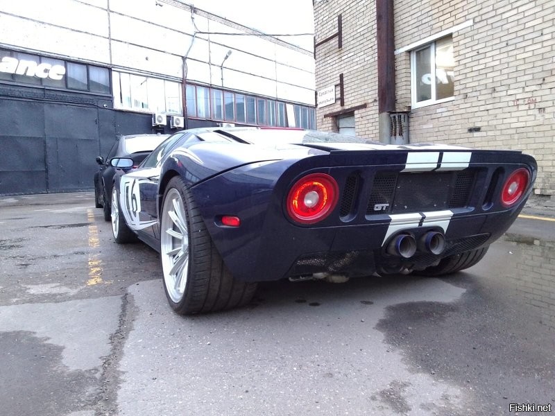 Первую дорожную версию спорткара Ford GT40 выставят на аукцион