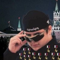 Думаю завод открыть по производству медалек.Через год вся чечня будет увешана.
Адам Кадыров пожаловался, что с каждым днем его все больше тянет в Магнитогорск.