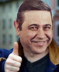 Внуки украли сувениры из бабушкиного дома, чтобы подарить ей их на Рождество