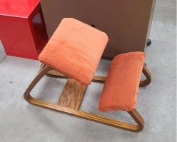 Как мне показалось исключительно для "коленно-локтевой позы"