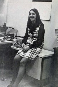 Скорее времен СССР, здаецо не все фотки из совка, кстате тав вроде ксюша собчак светанула)))) или показалось