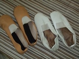 Ну а че с нации, если там одни чехлы (драные) и чешки (ношеные)