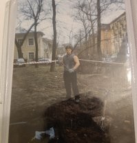 Ну не знаю... 
У меня борода есть, но на людей с тяжёлыми или острыми железяками я не бросаюсь.