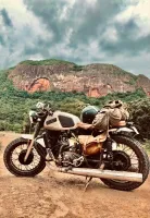 Это какой-то не правильный ИЖ... Или наоборот - правильный...