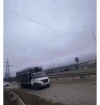 Мне вот интересно, а во сколько обошлась бюджету такая установка камер и прокладка линии питания? 

Это даже на шараш-монтаж, а пипец, какой-то.