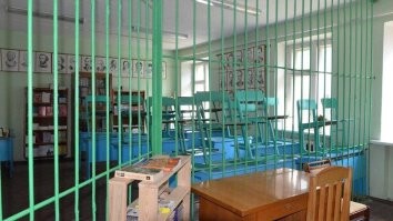 "На хрен* пошел отсюда!": учитель физики послал подростка в гимназии Томска