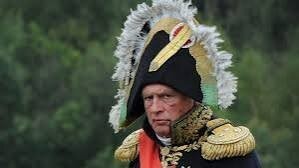 И наукой занимался, и в кино снимался. Прям напомнило одного Питерского персонажа...