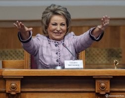 Вот были штрафы и соцвыплаты связаны!
 А потом уроды из "Едим Россию" решили - соцвыплаты как в 90е, а штрафы - как в Европе!
 Страна терпил, где рулят уроды...