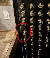 Если для кого то это сложно, то у меня для него плохие новости про его уровень IQ
Нужная та что с площадкой..