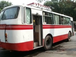 Да ладно??? Ещё в СССР автобусы на метане ездили, вон на крыше баллоны. Их специально и ставили на крышу, чтоб при взрыве весь автобус не раскидало на атомы, чтоб взрывная волна вверх шла