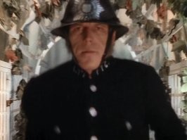 Виктор Гайнов.

Неужели не смотрели "Здравствуйте, я ваша тетя!"?
А «Морской волк»?