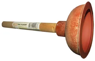 Косметическая процедура стала причиной сильно распухшего лица и губ