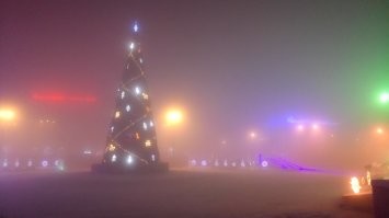 Фото 6 - Мурманск, площадь 5 углов. Не узнать - невозможно :) Фото - из окошка Арктики :)
А вот - мои :)