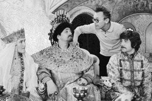 В штурме Ревеля руководил князь Мстиславский, может это он и стал прообразом Милославского. Не с проста же Федька ему в ноги плюхался с воплем: "Не вели казнить!"