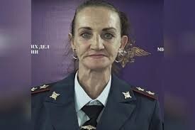 на ней хоть форма нормальная :)