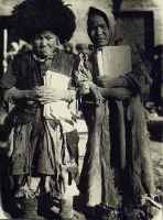 Вот же шикарно жили! А потом, млядь, пришли русские - и всё испортили.