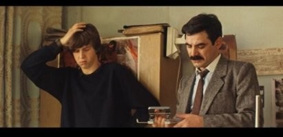 Пусть радуется, что дыроколом не прилетело.