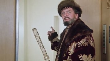 Кстати, а заметили, что либерастов и хохлопи*доров на "Фишках" меньше стало?:relax ВОТ! Что Трампампам животворящий делает!!!