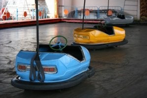 "Автодром" назывался. Сзади тоже почти современные, 40 лет назад было