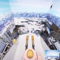 Туалет с интересными дизайнами кабинок